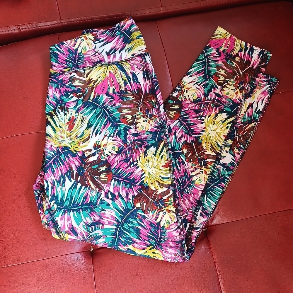 Crane colorful tropical print cropped athletic leggings